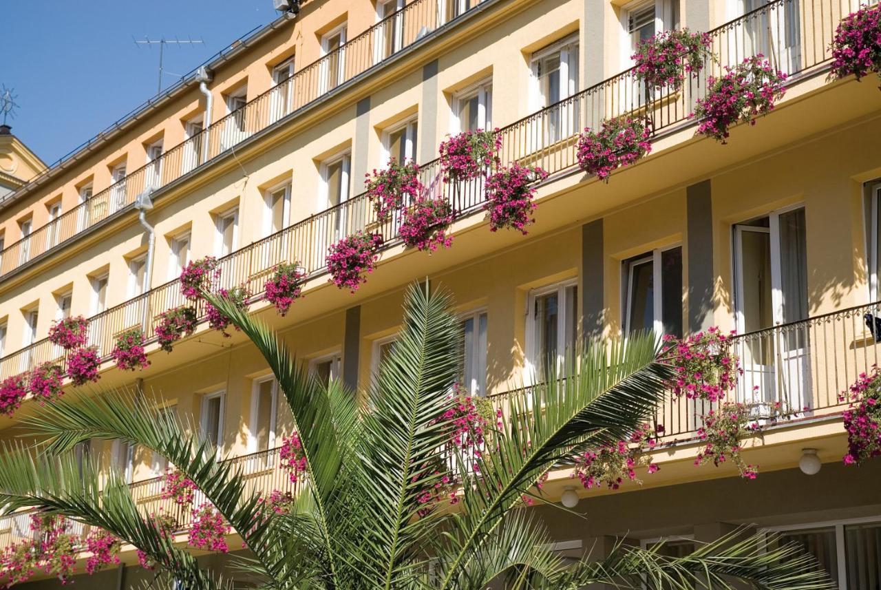 Dom Zdrojowy Aparthotel Jelenia Góra Εξωτερικό φωτογραφία