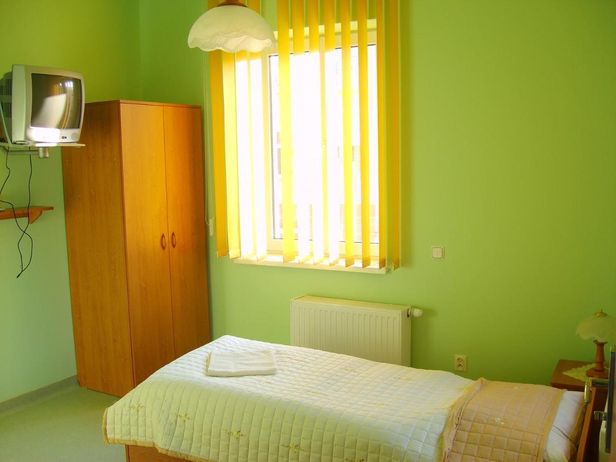 Dom Zdrojowy Aparthotel Jelenia Góra Εξωτερικό φωτογραφία