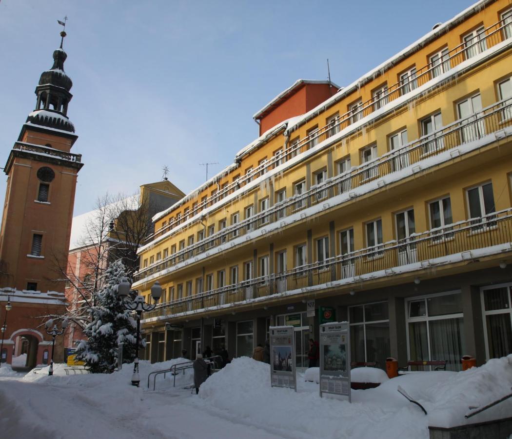 Dom Zdrojowy Aparthotel Jelenia Góra Εξωτερικό φωτογραφία