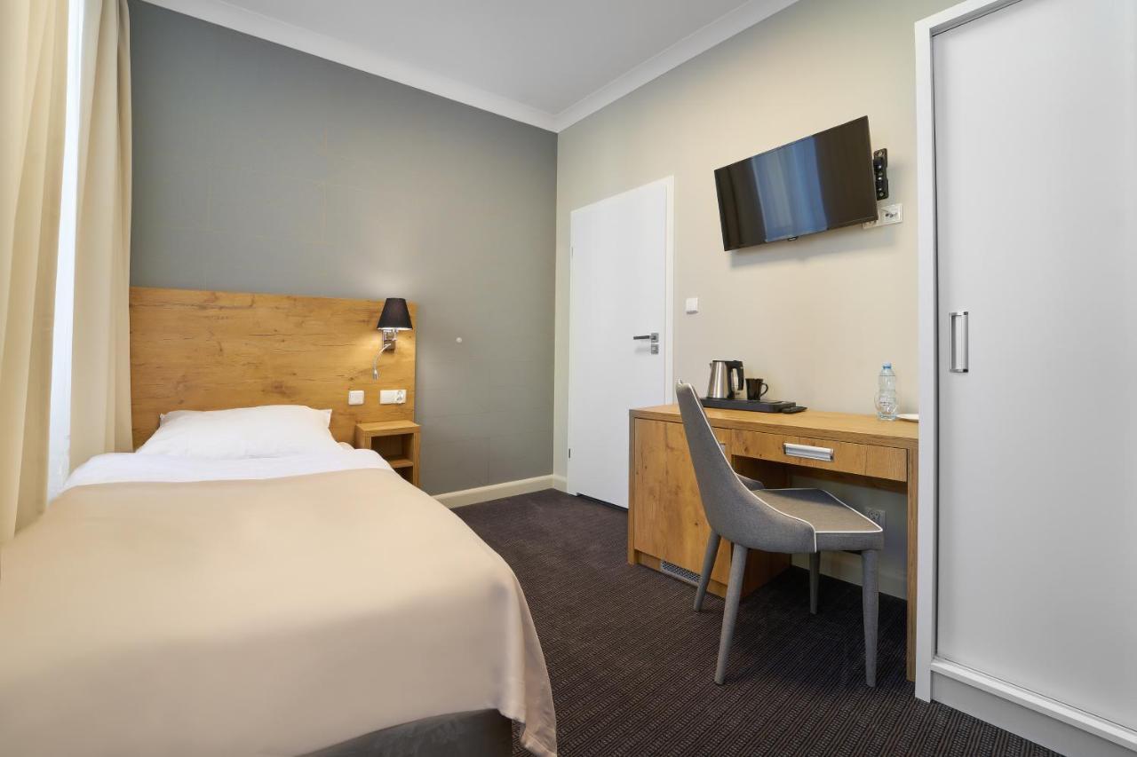 Dom Zdrojowy Aparthotel Jelenia Góra Εξωτερικό φωτογραφία